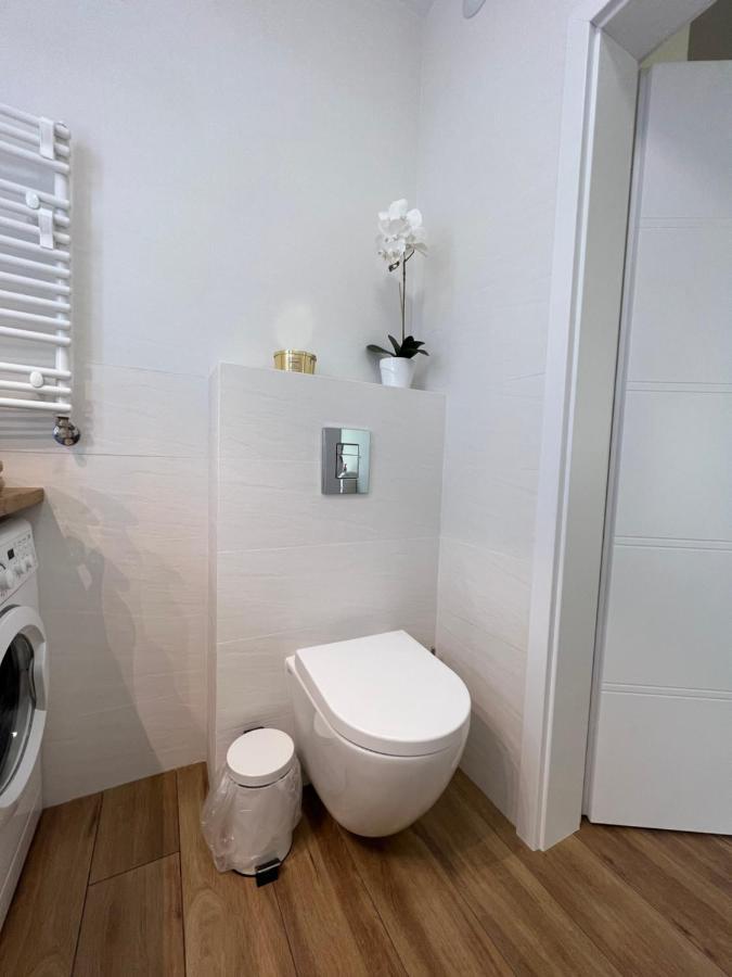Apartament 26 Metro Apartamento Varsovia Exterior foto